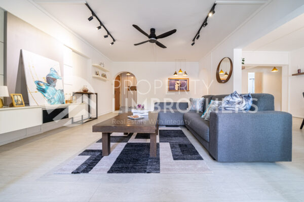 128 Geylang East Ave 1