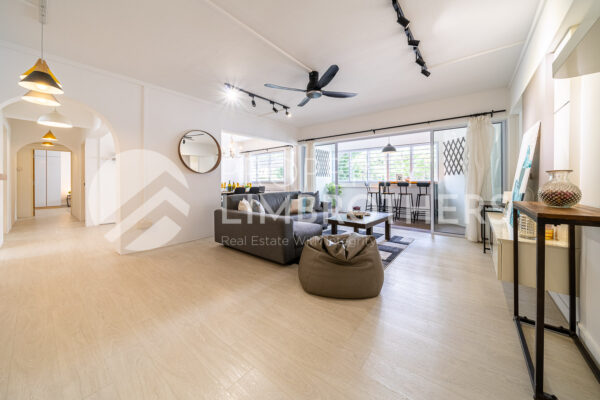 128 Geylang East Ave 1