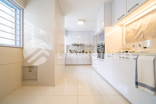 128 Geylang East Ave 1