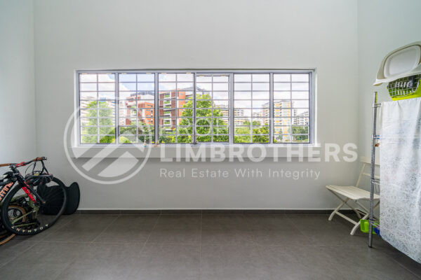 125 Potong Pasir Ave 1