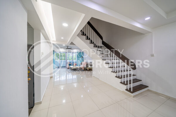 125 Potong Pasir Ave 1