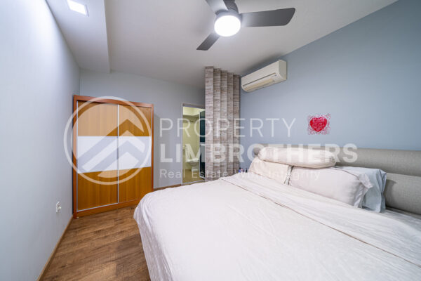 130B Canberra Crescent