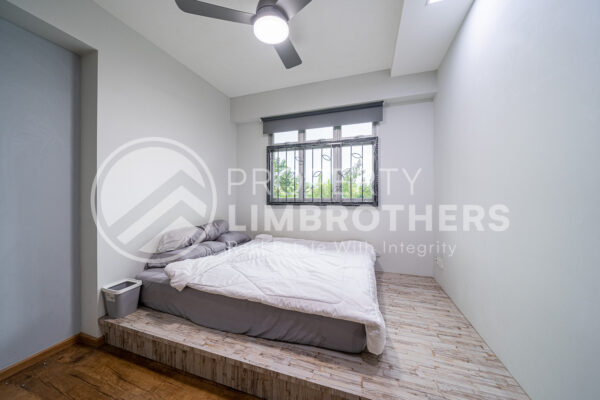 130B Canberra Crescent