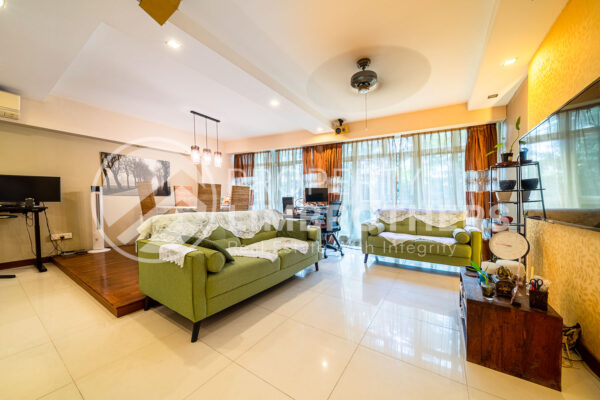 264C Compassvale Bow