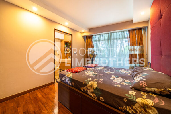 264C Compassvale Bow