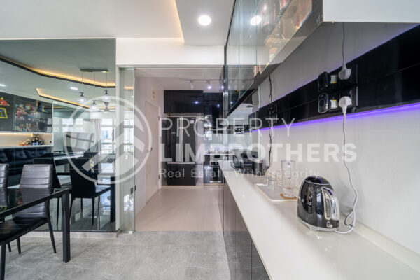 293D Bukit Batok Street 21