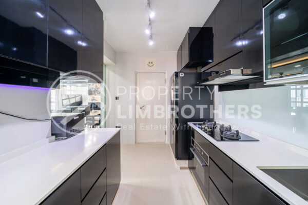 293D Bukit Batok Street 21