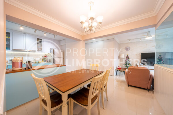 365C Sembawang Crescent