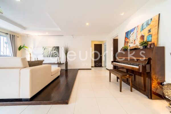 483 Pasir Ris Drive 4