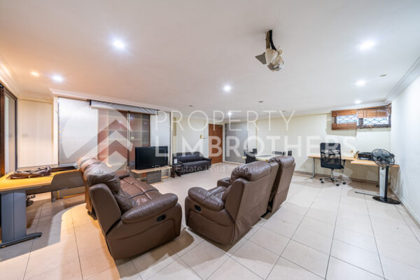 515 Woodlands Drive 14