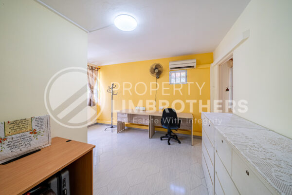 857B Tampines Street 83