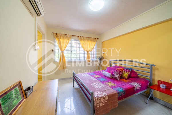 857B Tampines Street 83