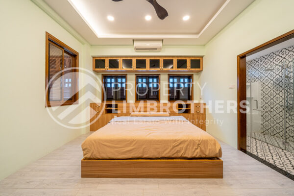 Happy Avenue Central