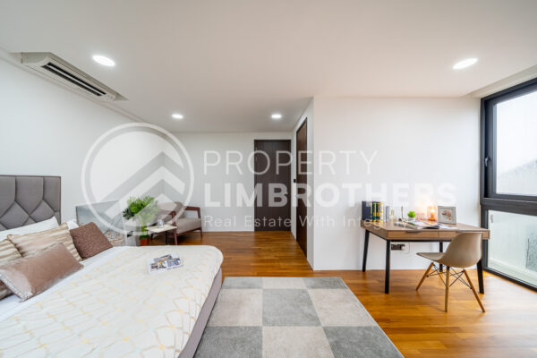 Sembawang Springs Estate