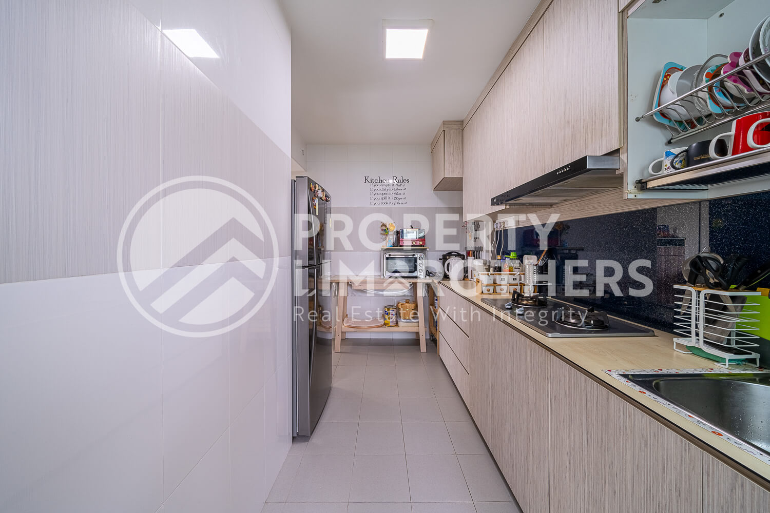 215B Compassvale Drive