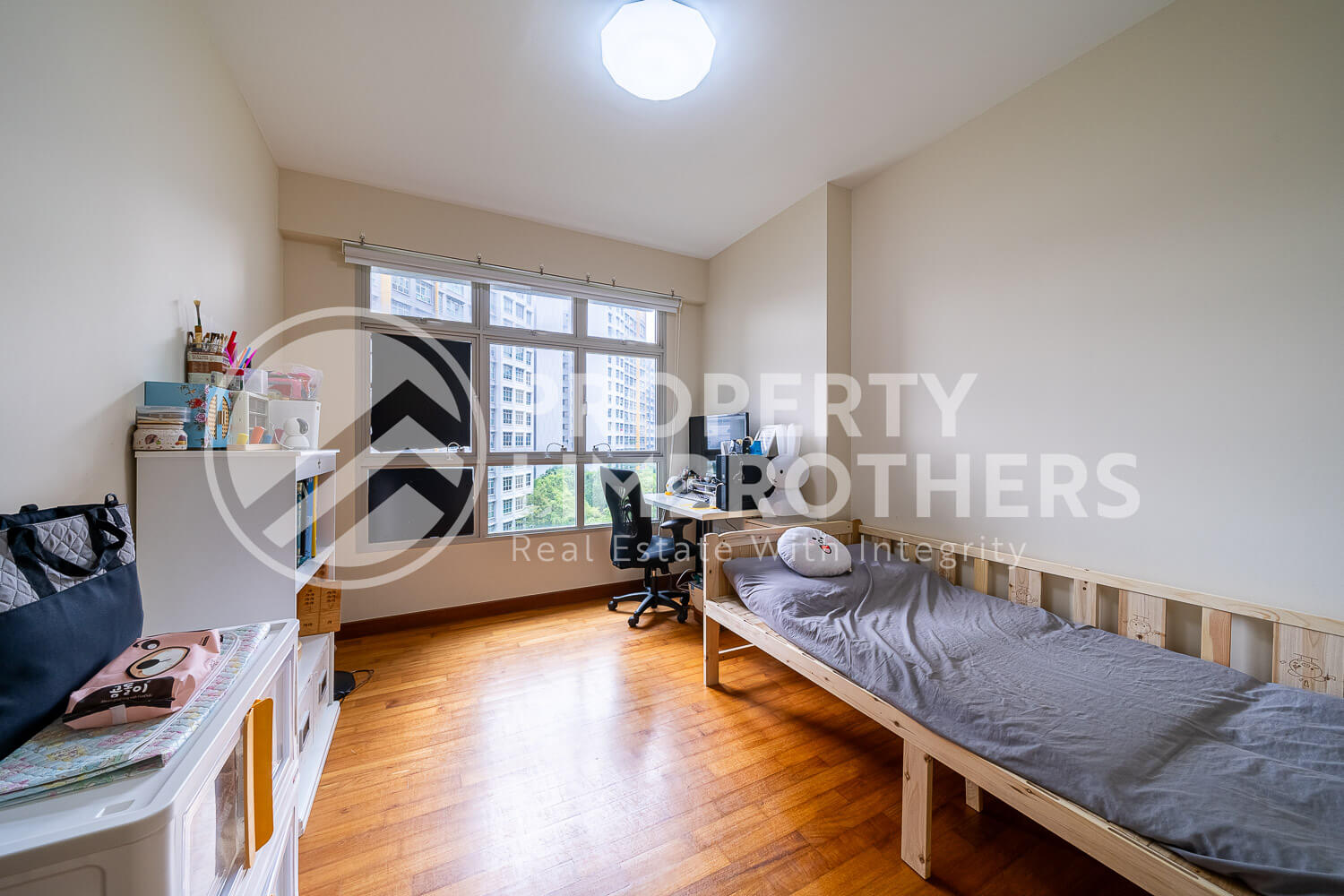 215B Compassvale Drive