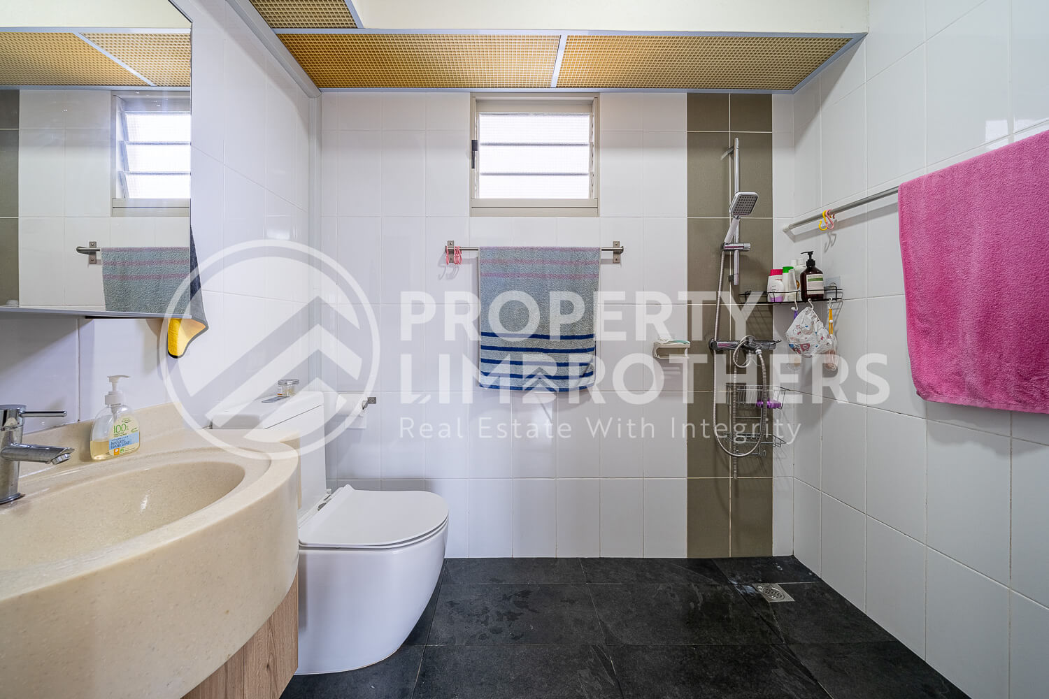 215B Compassvale Drive