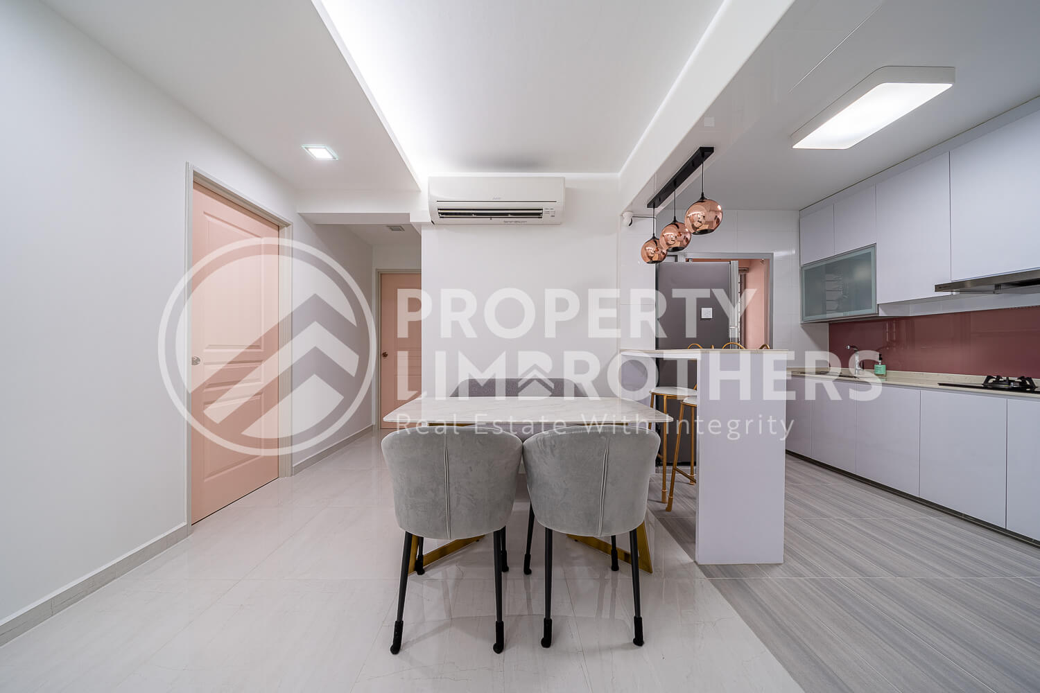 574A Woodlands Drive 16