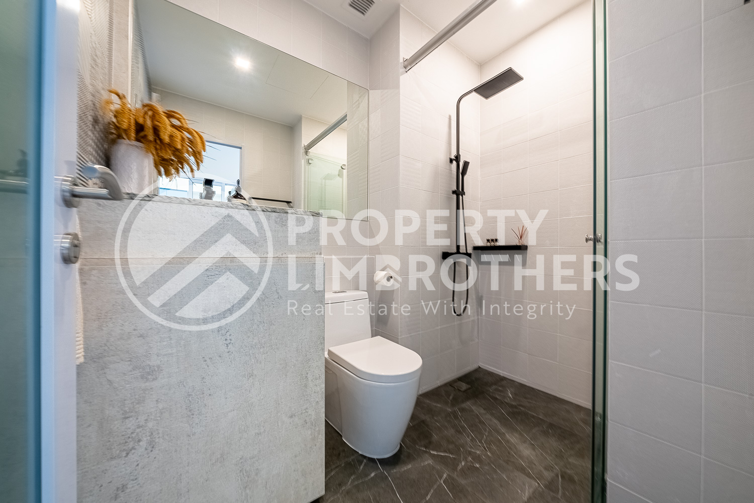 Boathouse Residences