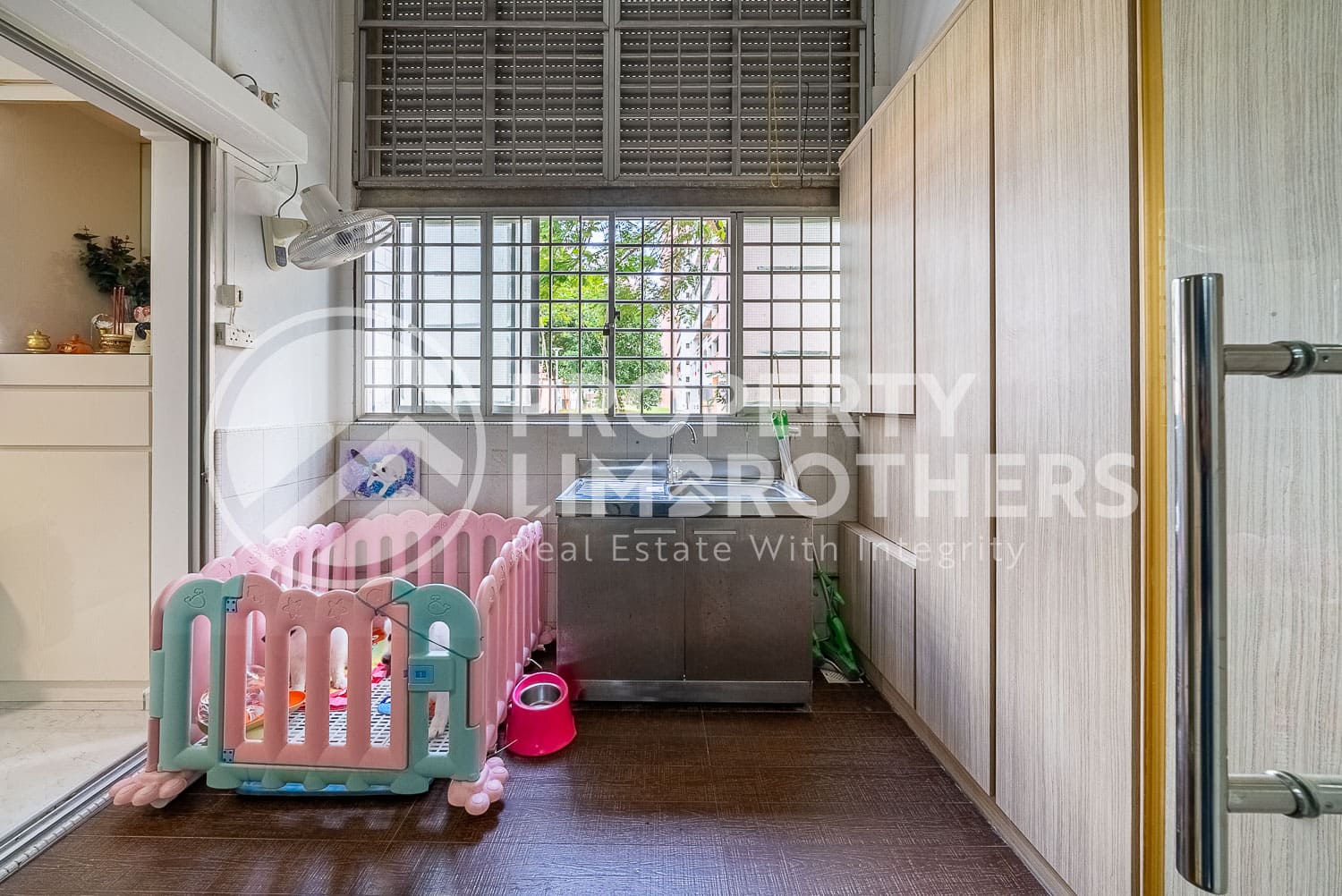 545 Hougang Avenue 8
