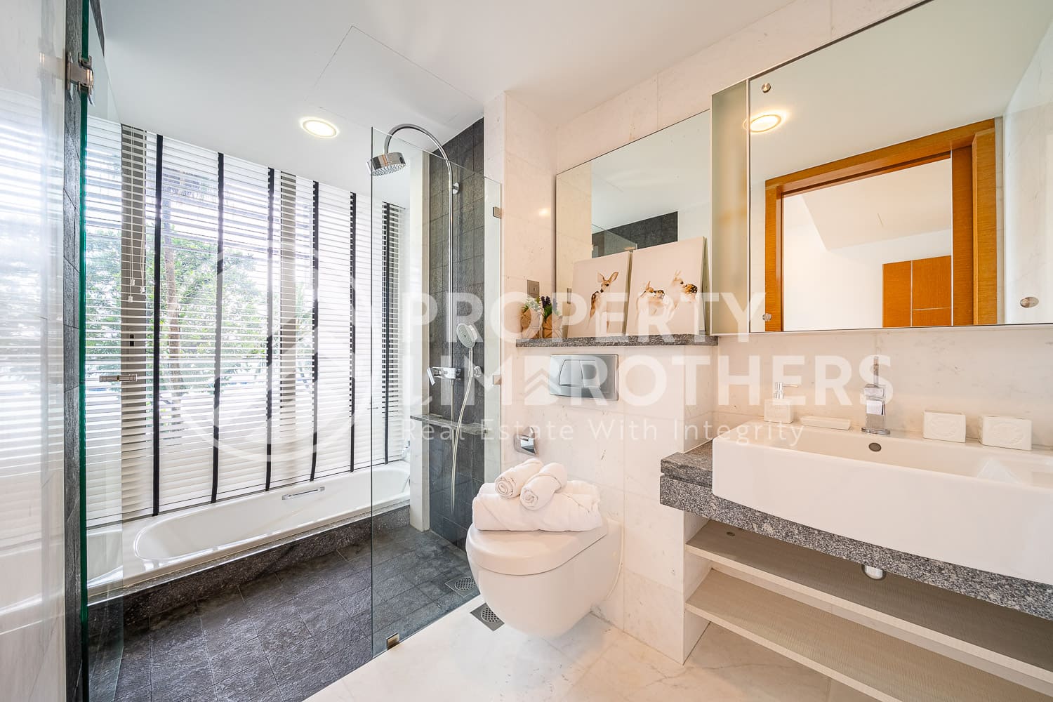 The Oceanfront @ Sentosa Cove