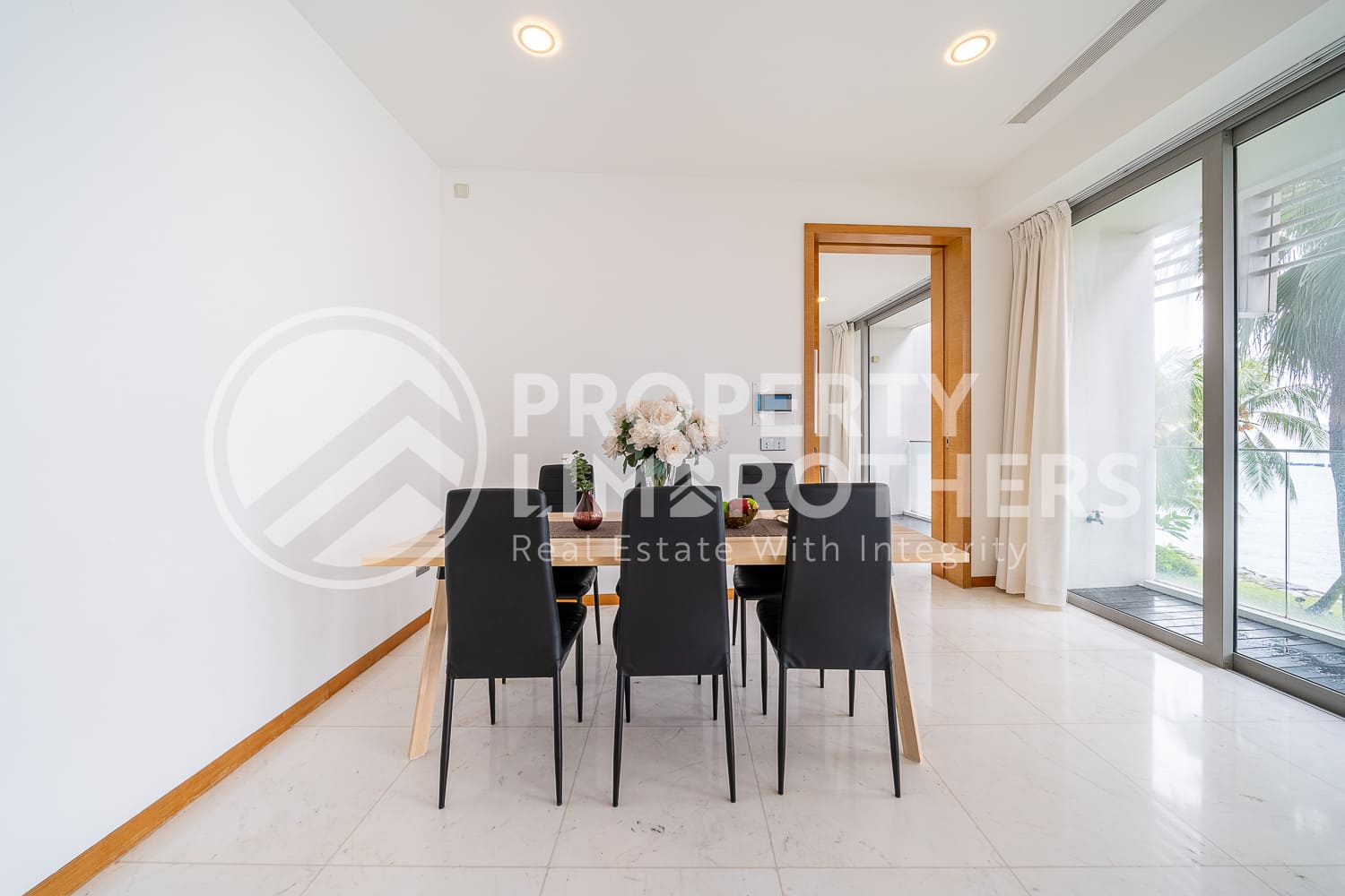 The Oceanfront @ Sentosa Cove