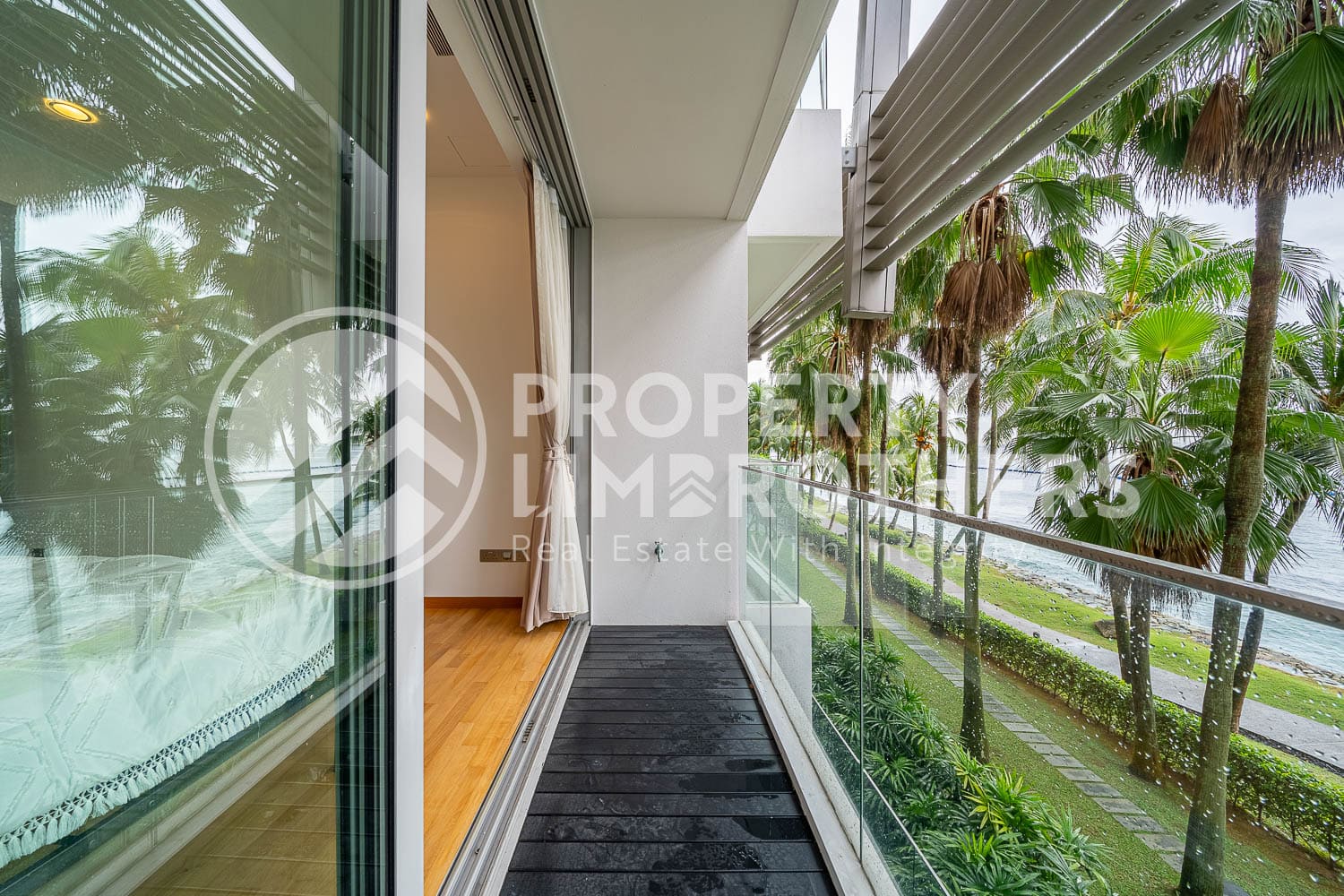 The Oceanfront @ Sentosa Cove