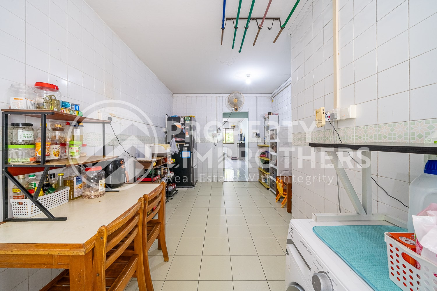 805 Woodlands Street 81