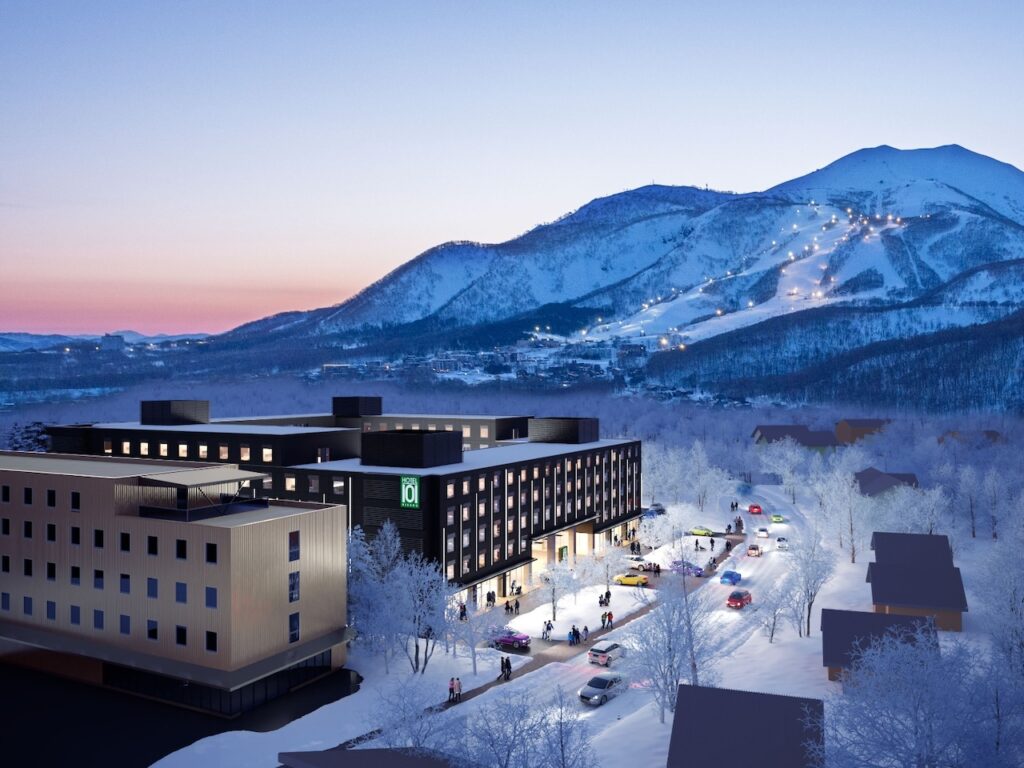 H101-Niseko Hotel Facade (Winter, Night)