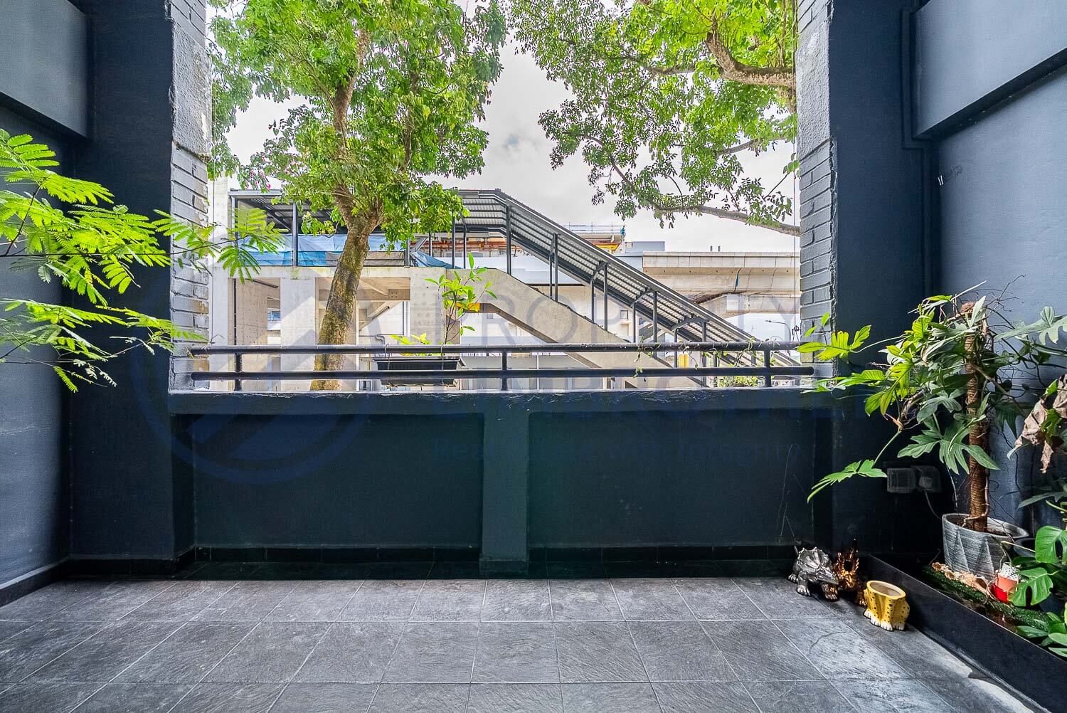 547 Jurong West Street 42