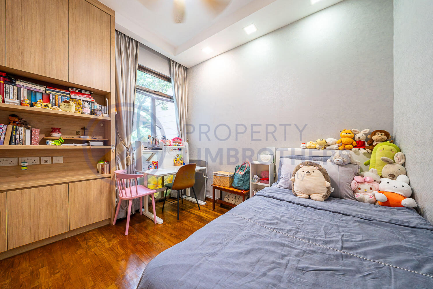 Varsity Park Condominium