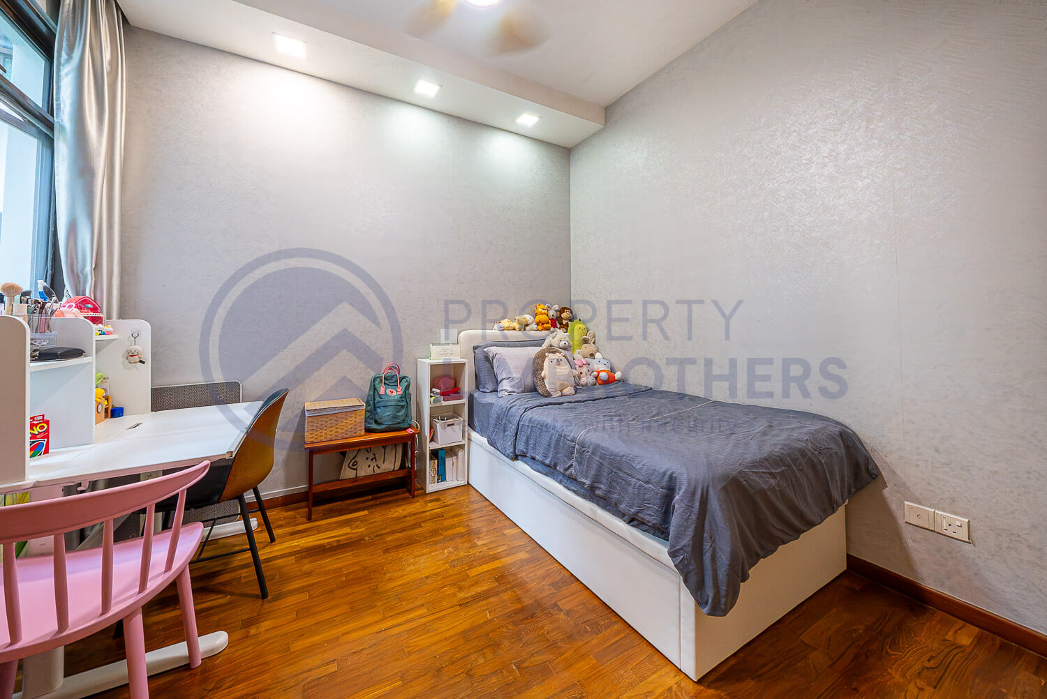 Varsity Park Condominium